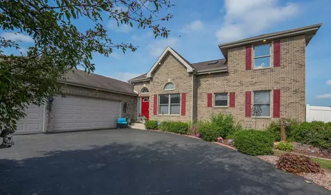 2069 Willow Brook Dr, Bourbonnais, IL 60914