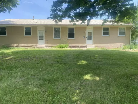 217-219 Mulvain St, Durand, IL 61024