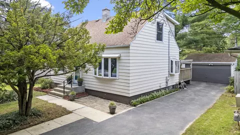 512 Fremont St, West Chicago, IL 60185