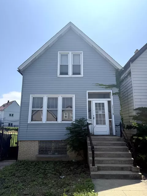 2832 N Elston Ave, Chicago, IL 60618