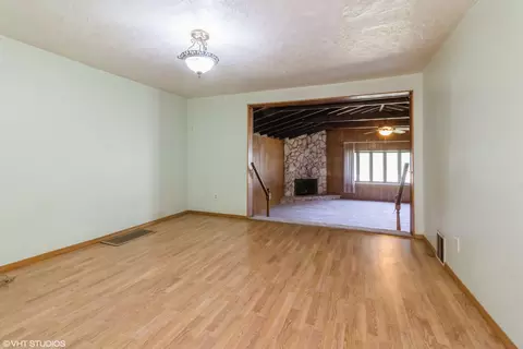 509 Sherman Ave, Aurora, IL 60505 photo 4