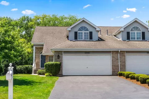 15330 Wilshire Dr, Orland Park, IL 60462