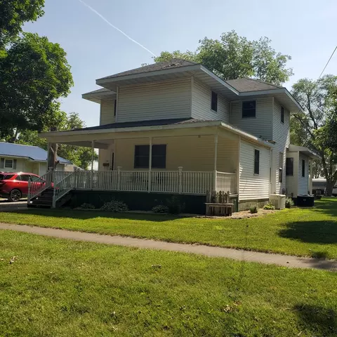 305 N Axtel Ave, Milford, IL 60953