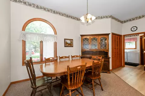 Dining - 2235 177th St, Lansing, IL 60438 photo 1 of 3