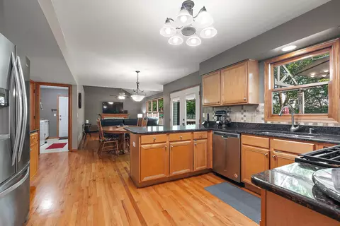 Kitchen - 24929 Vermette Rd, Plainfield, IL 60585 photo 1 of 2
