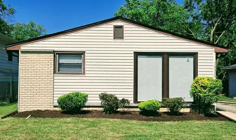 16536 Wolcott Ave, Markham, IL 60428