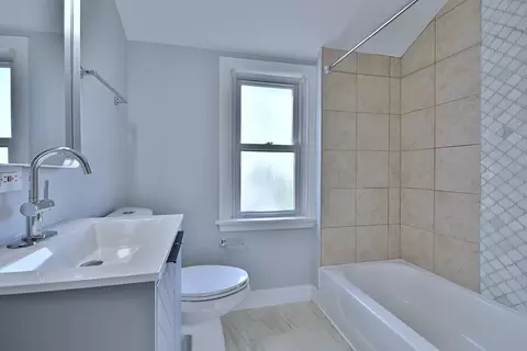 Bath - 2024 S 24th Ave, Broadview, IL 60155 photo 1 of 4