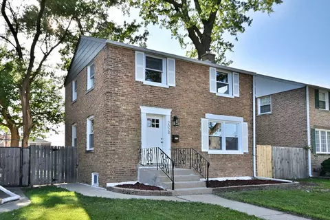 Exterior - 2024 S 24th Ave, Broadview, IL 60155 photo 2 of 6