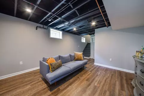 143 N Wright St, Naperville, IL 60540 photo 23
