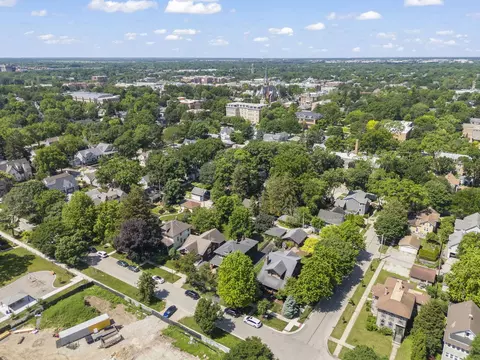 143 N Wright St, Naperville, IL 60540 photo 41