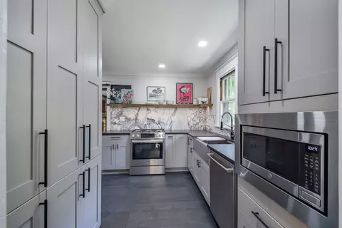 143 N Wright St, Naperville, IL 60540 photo 12