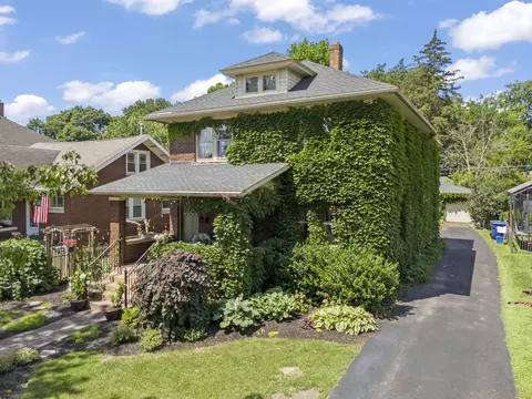 143 N Wright St, Naperville, IL 60540 photo 30