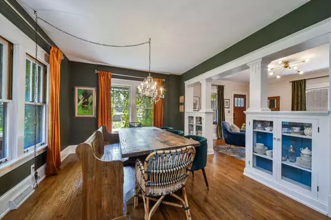 143 N Wright St, Naperville, IL 60540 photo 8