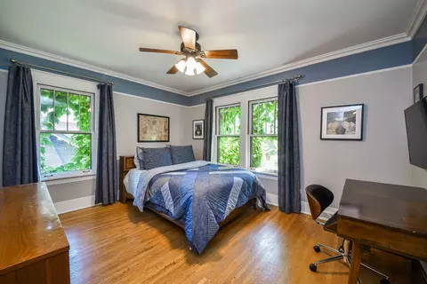 143 N Wright St, Naperville, IL 60540 photo 21