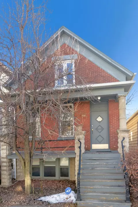 2721 W Prindiville St, Chicago, IL 60647