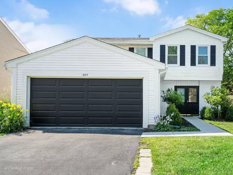 865 W Bryn Mawr Ave, Roselle, IL 60172