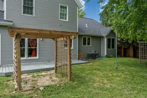 Exterior - 1430 Michael Dr, Pecatonica, IL 61063 photo 8 of 8