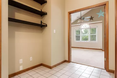 Entry Way - 1430 Michael Dr, Pecatonica, IL 61063 photo 6 of 6