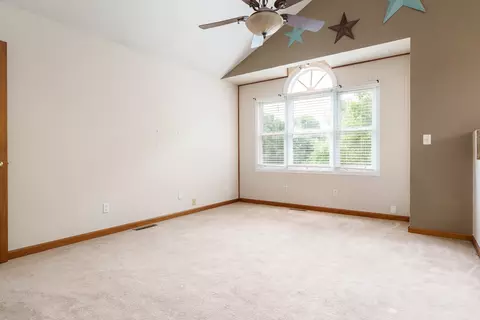 Bedroom - 1430 Michael Dr, Pecatonica, IL 61063 photo 5 of 14