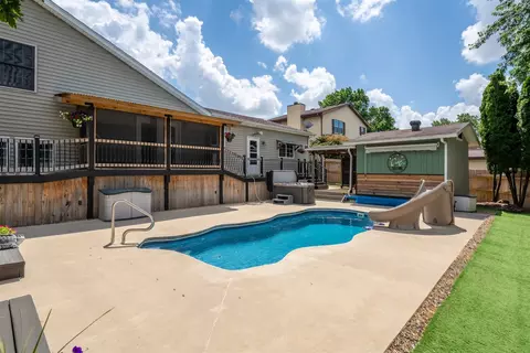 Exterior - 1603 Bensington Ct, Normal, IL 61761 photo 6 of 11