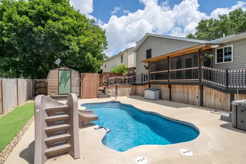 Exterior - 1603 Bensington Ct, Normal, IL 61761 photo 5 of 11