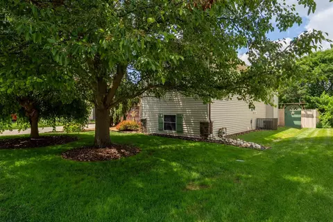Exterior - 1603 Bensington Ct, Normal, IL 61761 photo 10 of 11