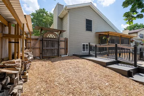 Exterior - 1603 Bensington Ct, Normal, IL 61761 photo 9 of 11