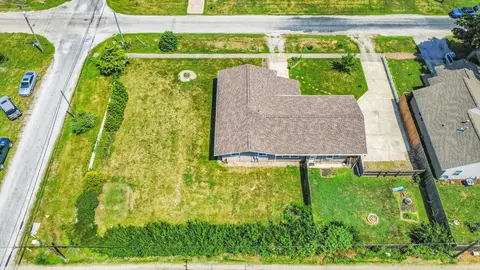 203 E Wilson, Tuscola, IL 61953 photo 34