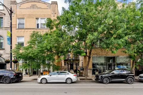 2545 N Clark St #2, Chicago, IL 60614