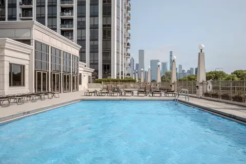 233 E 13th St #2001, Chicago, IL 60605 photo 33