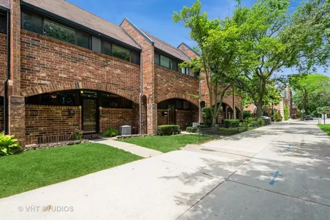 806 S May St, Chicago, IL 60607