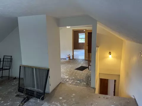Entry Way - 309 W Owsley St, Chenoa, IL 61726 photo 4 of 4
