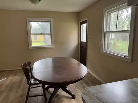 Dining - 309 W Owsley St, Chenoa, IL 61726 photo 1 of 1