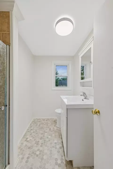 Bath - n631 Knollwood Drive, Wheaton, IL 60187 photo 1 of 1