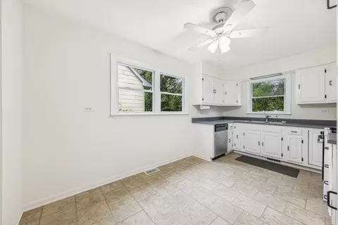 Kitchen - n631 Knollwood Drive, Wheaton, IL 60187 photo 1 of 1