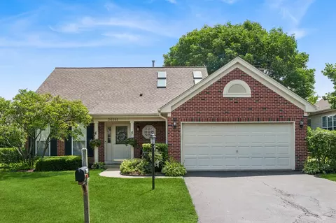 36191 N Old Creek Ct, Gurnee, IL 60031