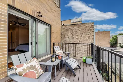 Exterior - Undisclosed, Chicago, IL 60612 photo 4 of 14