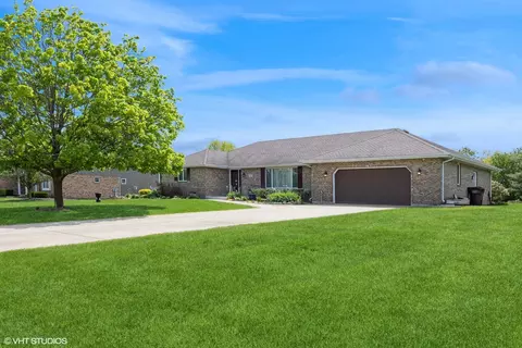 1759 Bellechase Dr, New Lenox, IL 60451