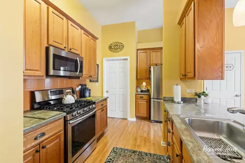956 Lange Ave, Beecher, IL 60401 photo 9