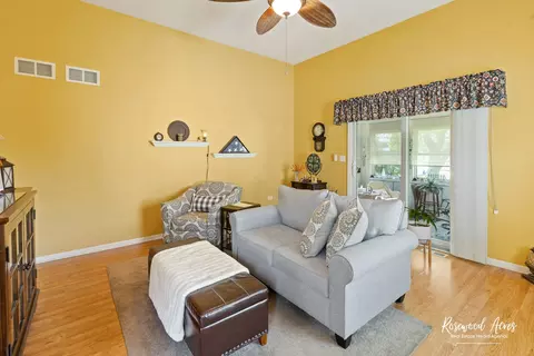956 Lange Ave, Beecher, IL 60401 photo 23