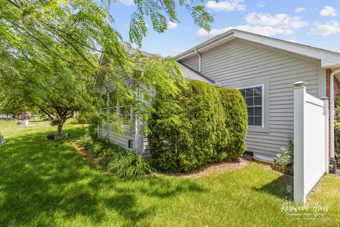 956 Lange Ave, Beecher, IL 60401 photo 34