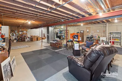 956 Lange Ave, Beecher, IL 60401 photo 32