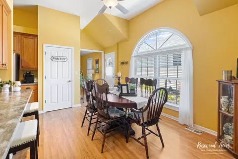 956 Lange Ave, Beecher, IL 60401 photo 6