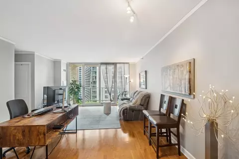 420 E Waterside Dr #1302, Chicago, IL 60601 photo 3