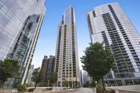 420 E Waterside Dr #1302, Chicago, IL 60601