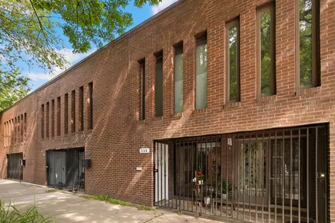 534 W Eugenie St, Chicago, IL 60614