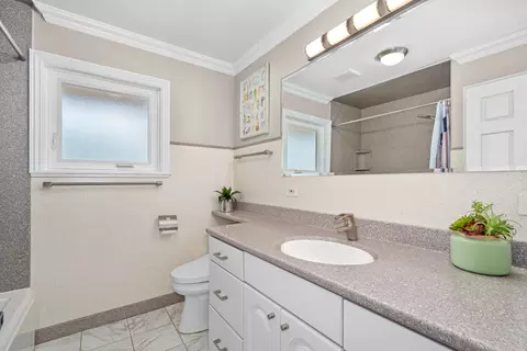 301 Crabtree Ln, Glenview, IL 60025 photo 24