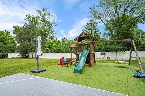 301 Crabtree Ln, Glenview, IL 60025 photo 36