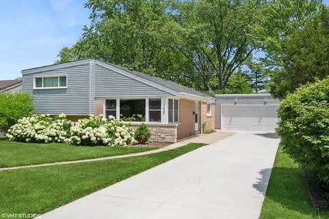 1429 Ferndale Ave, Highland Park, IL 60035