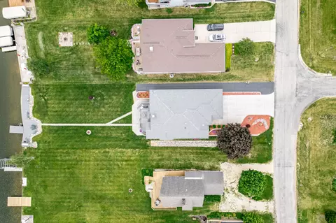 1422 Pier Dr, Lake Summerset, IL 61019 photo 6